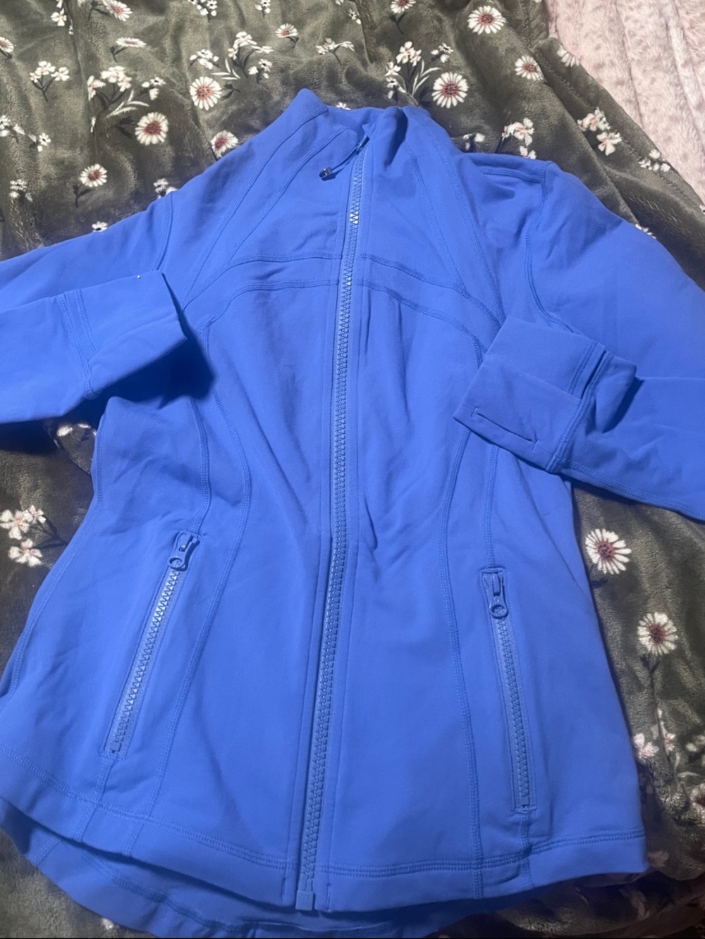 Womens lululemon define jacket in blue size 6 zip up like new